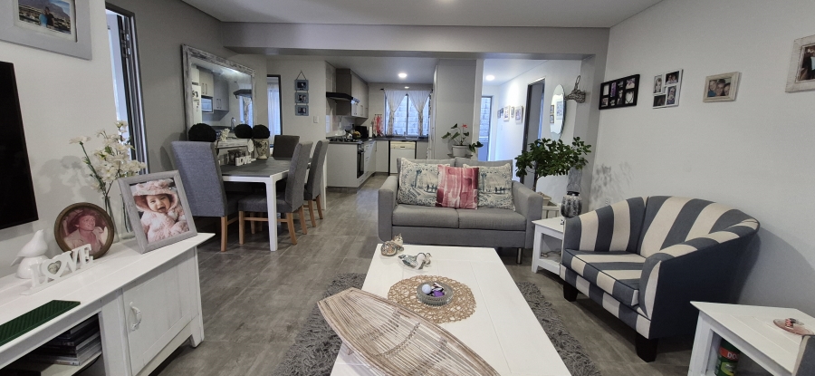 3 Bedroom Property for Sale in Island View Western Cape